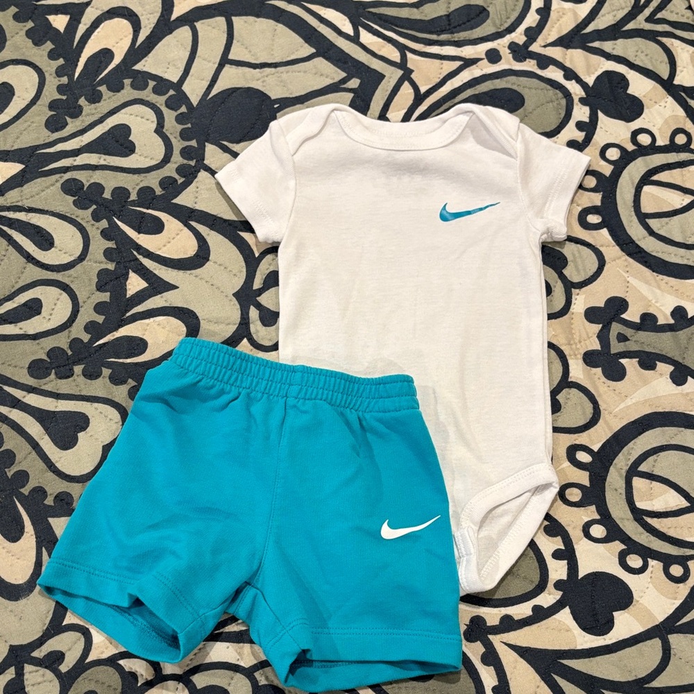Nike White and Teal Baby Onesie Set